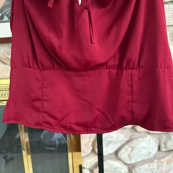 NWT Torrid women’s plus Satin Tie Front Sleeveless Crop Top size 2 - Picture 5 of 11